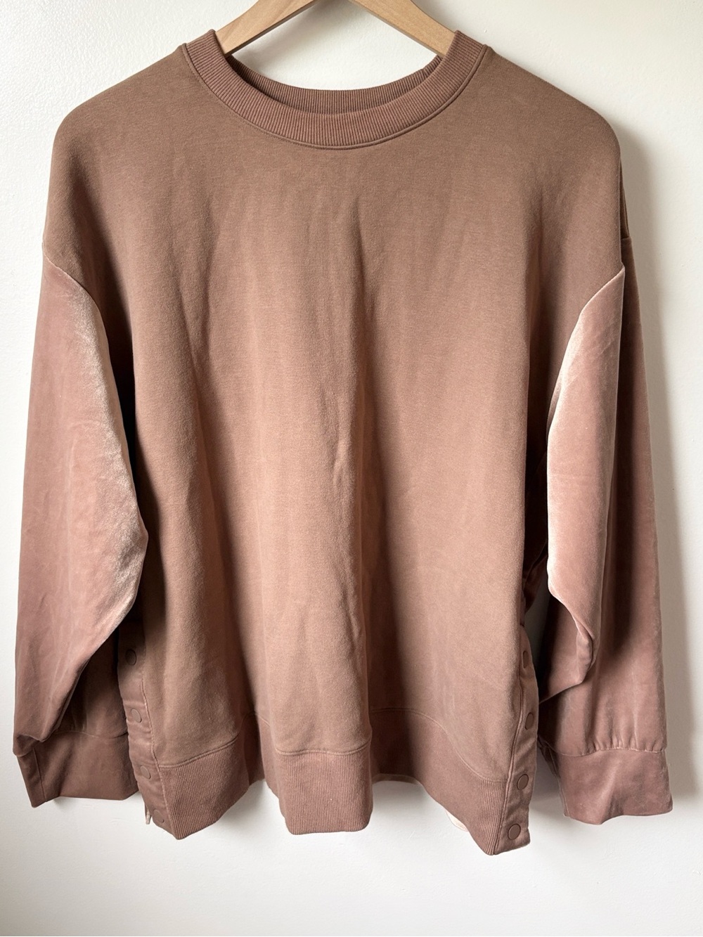 NWT athleta retroplush velvet crewneck sweatshirt